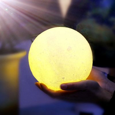 Lâmpada de Lua de Impressão 3D PLA com Controle Touch Dimmable Remote com 10000 Horas de Vida útil